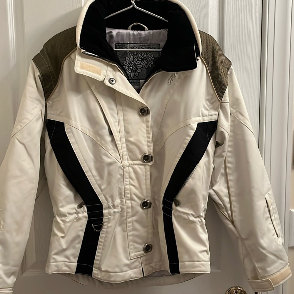 Spyder thinsulate ski jacket with zip off sleeves